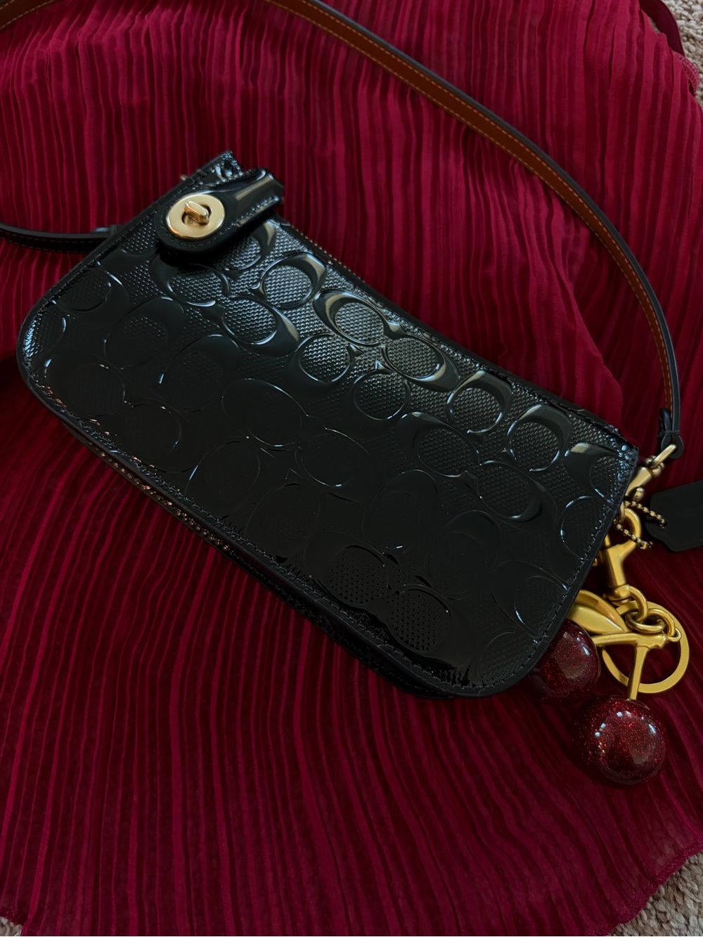 COACH womens Patent Signature Leather Penn Shoulder Bag limited drop sold out